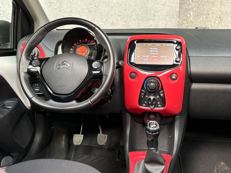 Vehicle Image 6