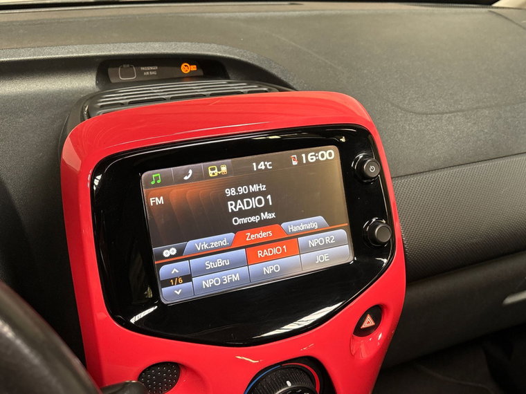 Vehicle Image 7
