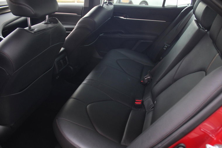 Vehicle Image 14