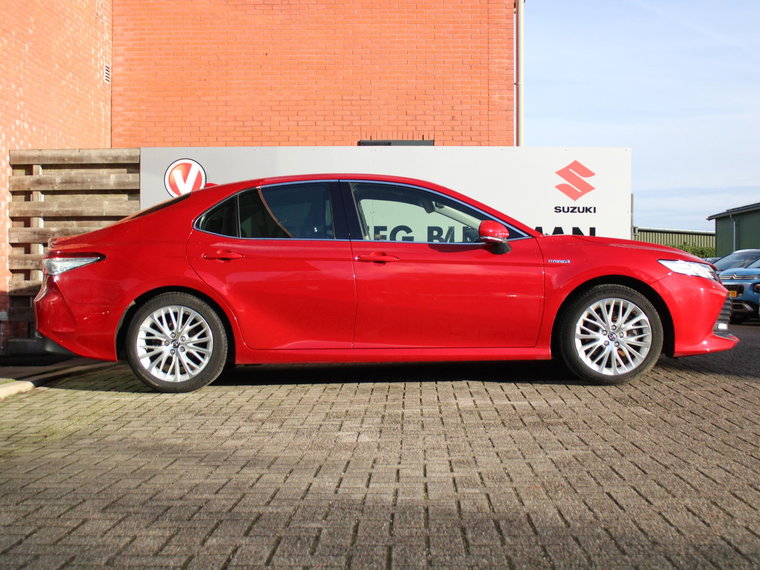Vehicle Image 11