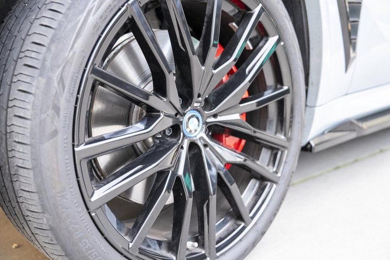 Vehicle Image 9