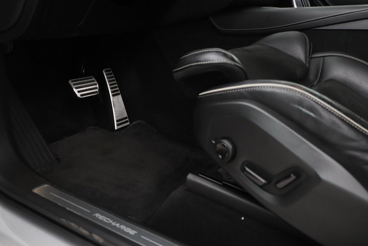 Vehicle Image 45