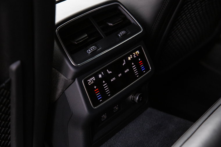Vehicle Image 41