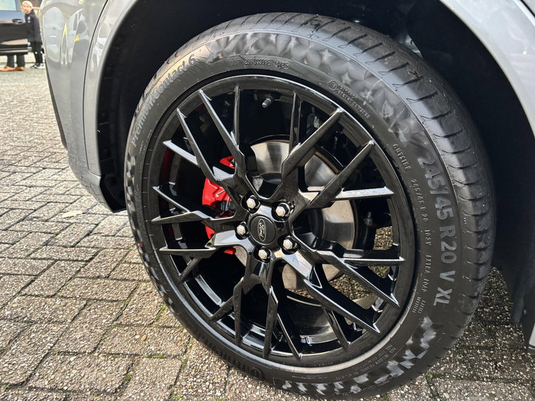 Vehicle Image 15