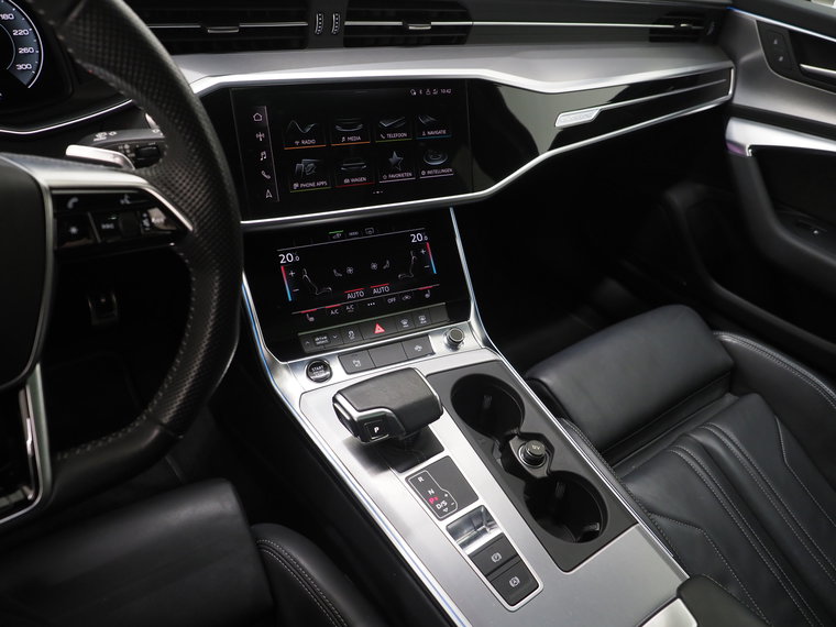 Vehicle Image 38