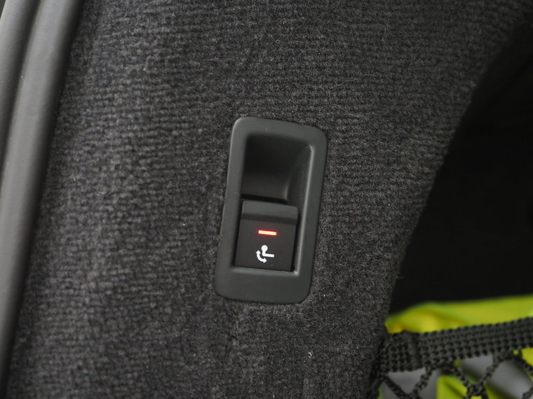 Vehicle Image 45