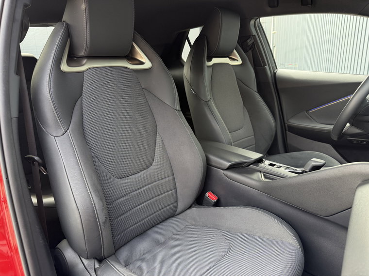 Vehicle Image 18