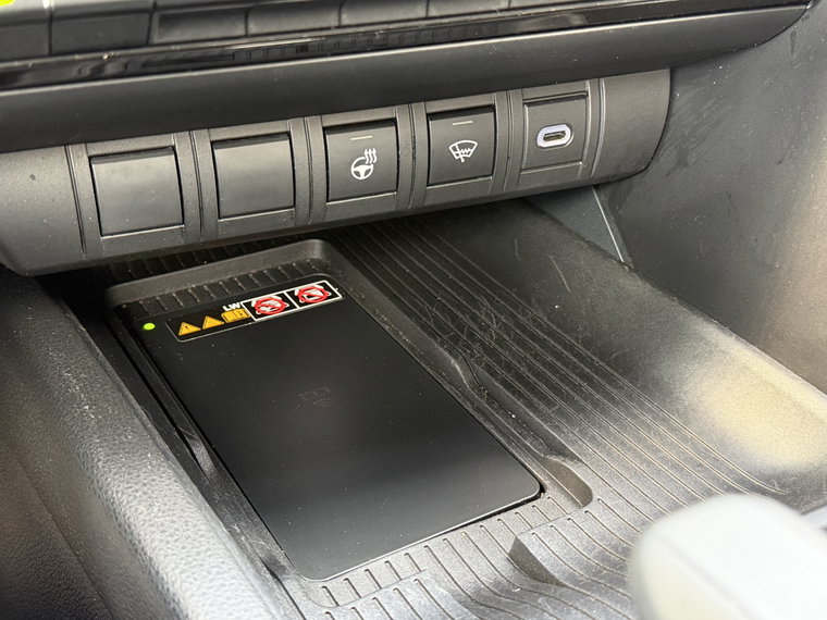 Vehicle Image 35