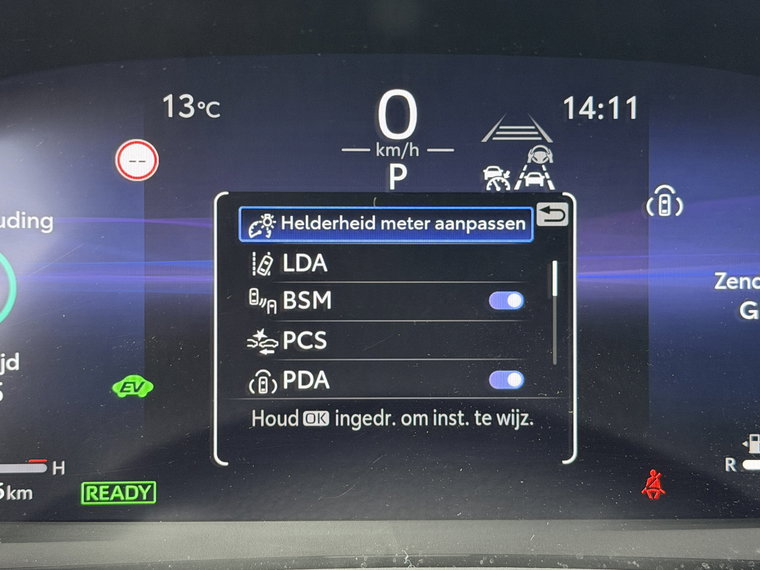 Vehicle Image 38