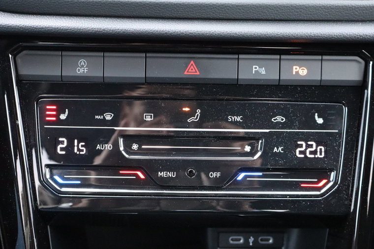 Vehicle Image 28