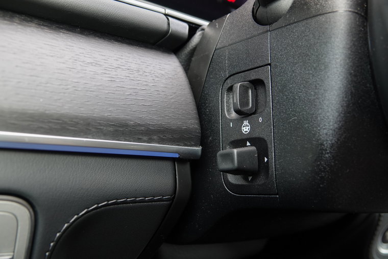 Vehicle Image 40