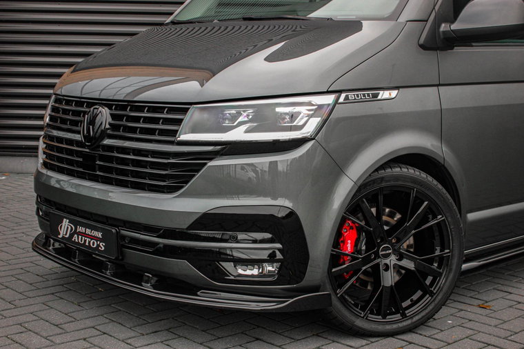 Vehicle Image 40