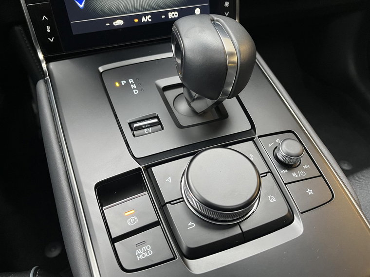 Vehicle Image 27