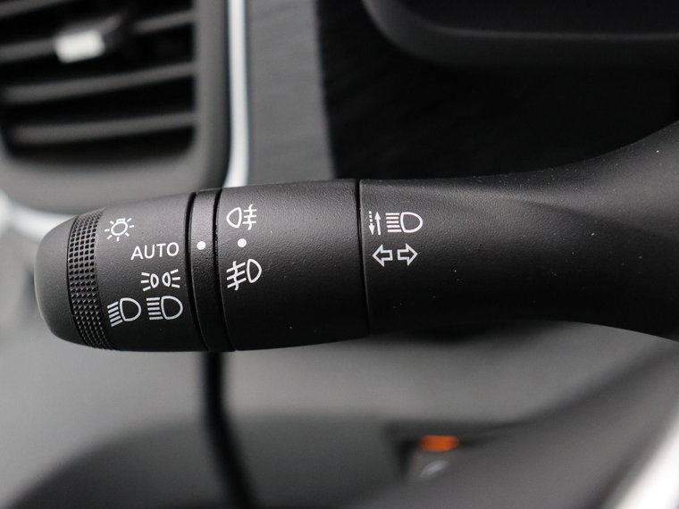 Vehicle Image 28