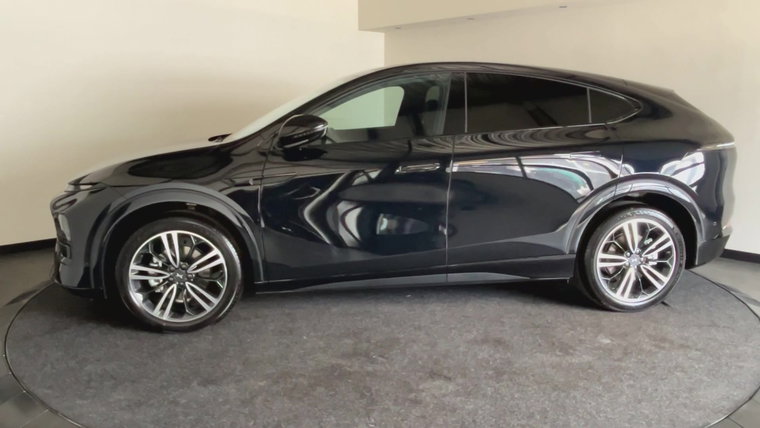 Vehicle Image 13