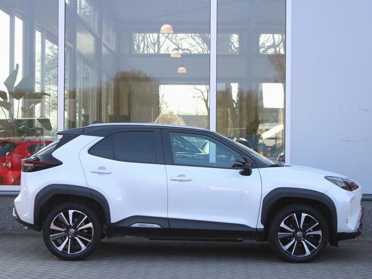Vehicle Image 17