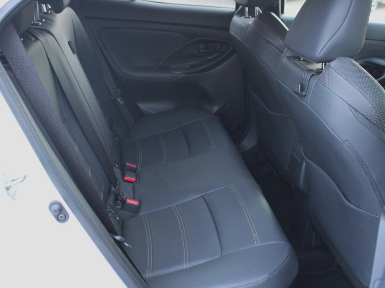Vehicle Image 45