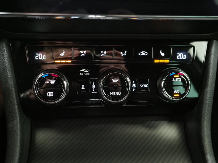 Vehicle Image 33
