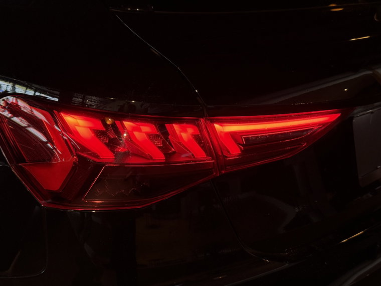 Vehicle Image 45