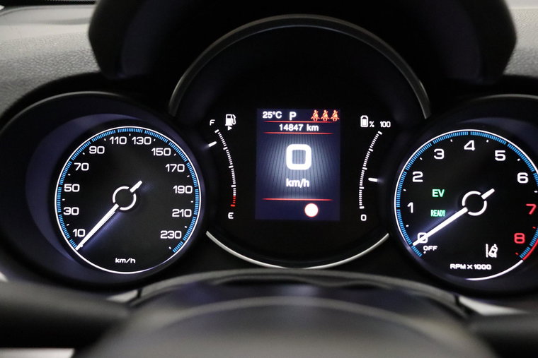 Vehicle Image 30