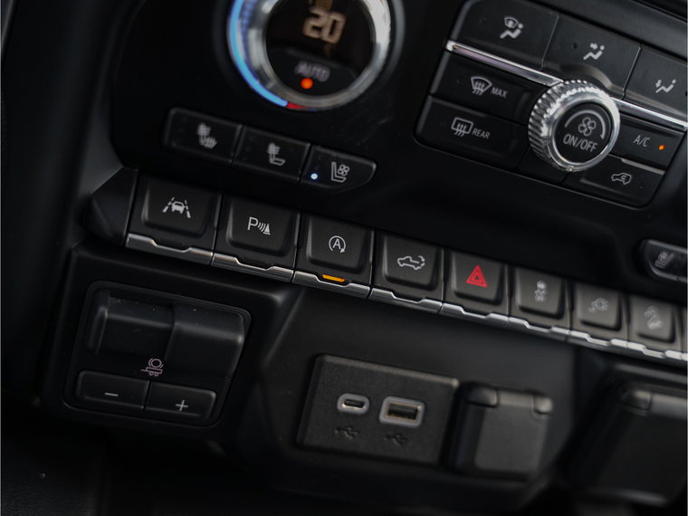 Vehicle Image 35