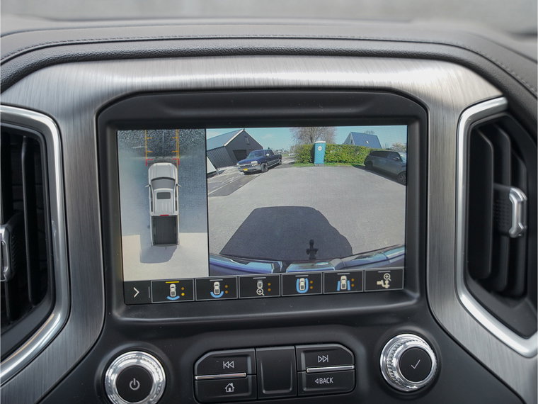 Vehicle Image 52