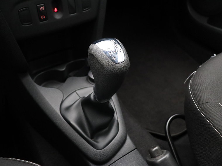 Vehicle Image 28