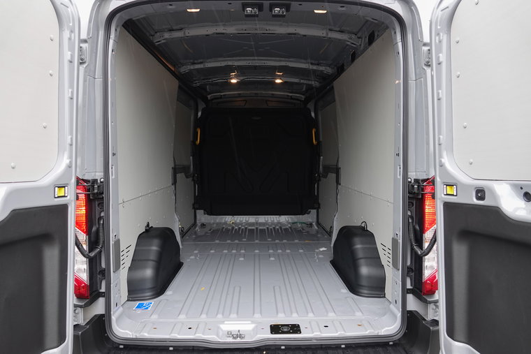 Vehicle Image 21