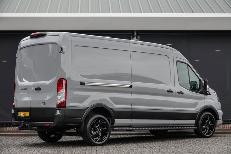 Vehicle Image 35