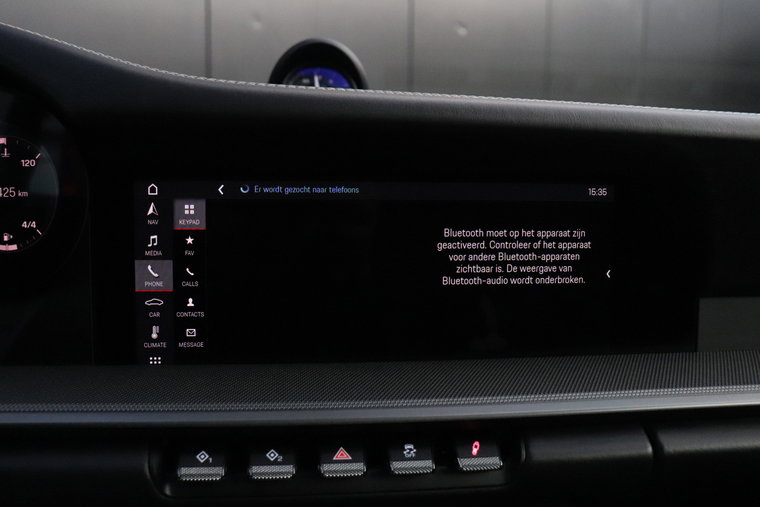 Vehicle Image 38