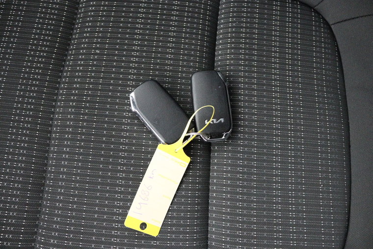 Vehicle Image 46