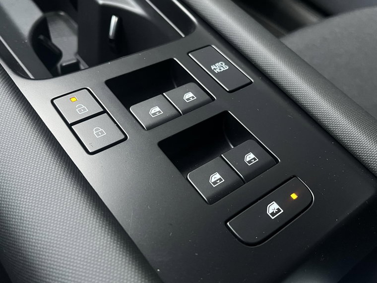 Vehicle Image 33