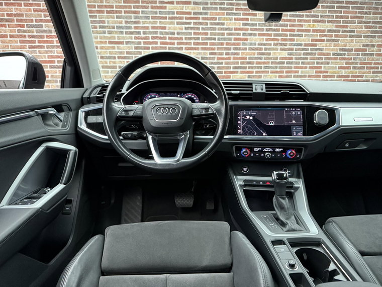 Vehicle Image 45