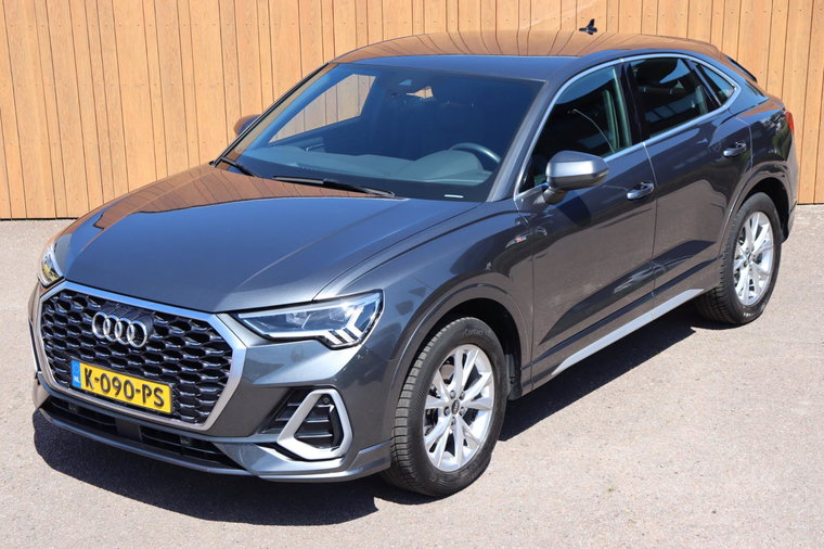 Vehicle Image 6