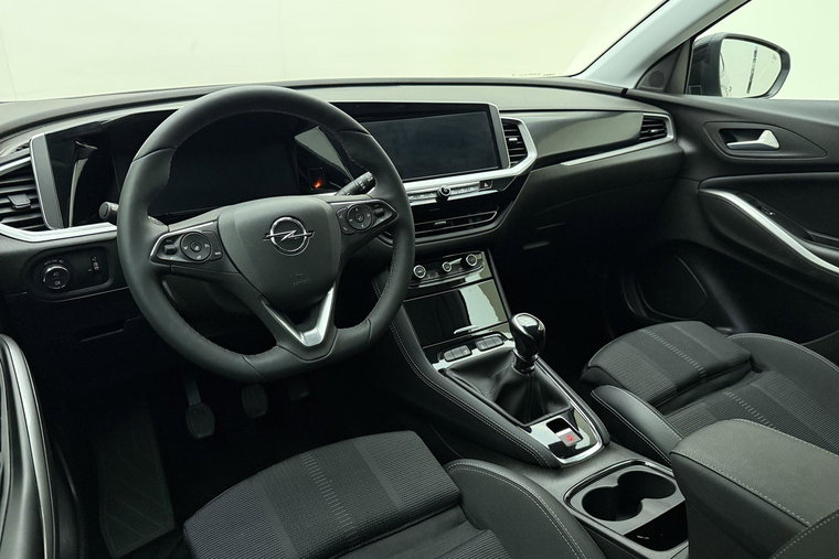 Vehicle Image 18