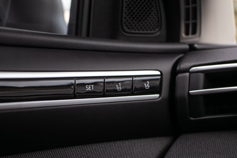 Vehicle Image 27