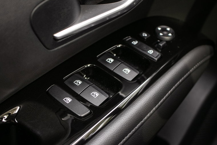Vehicle Image 43