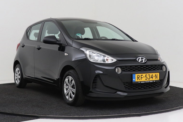 Vehicle Image 12