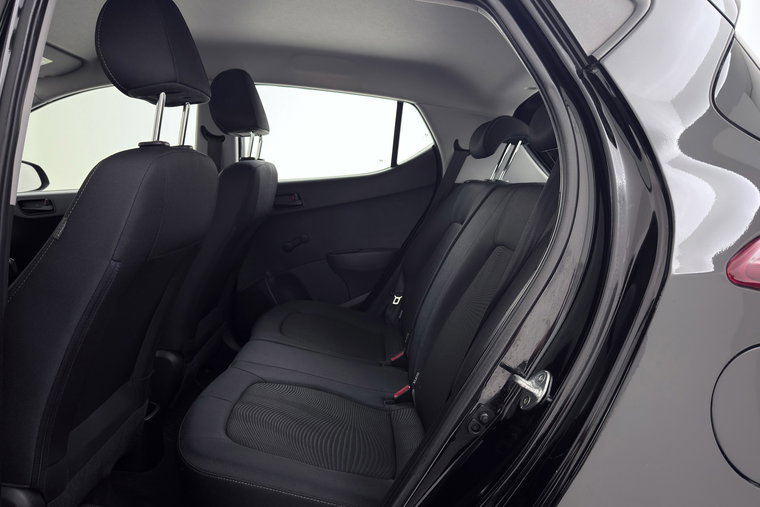Vehicle Image 18
