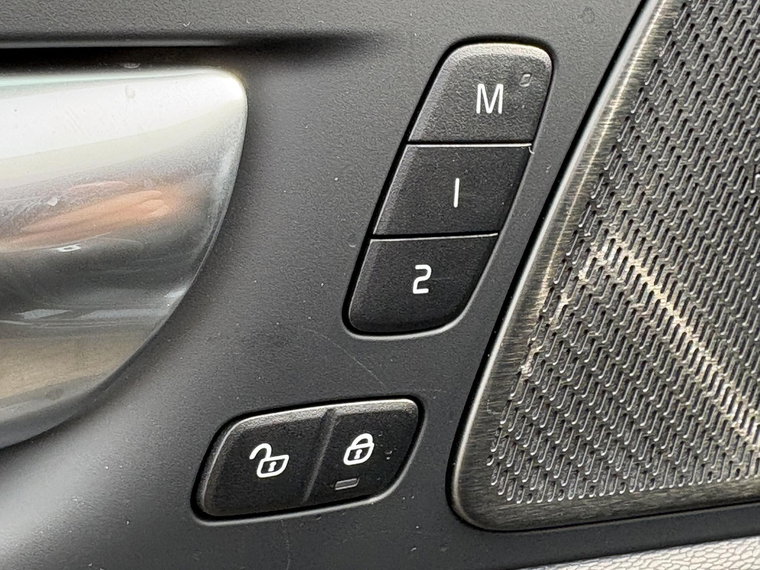 Vehicle Image 27