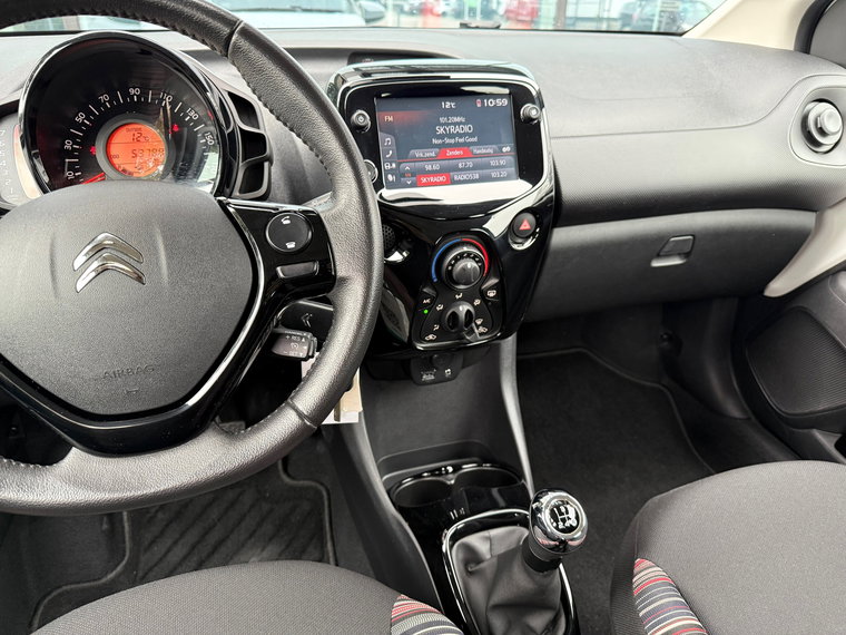 Vehicle Image 23