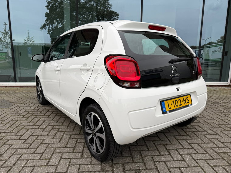 Vehicle Image 37