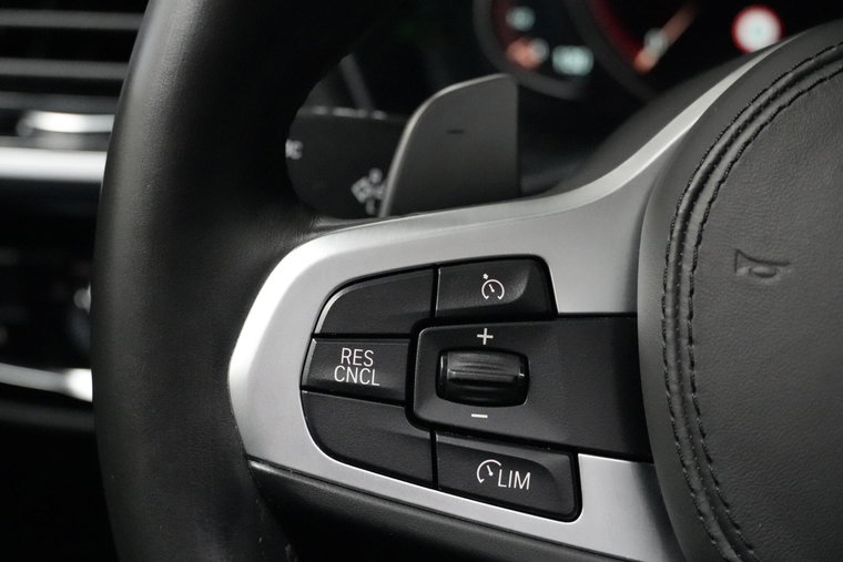 Vehicle Image 26