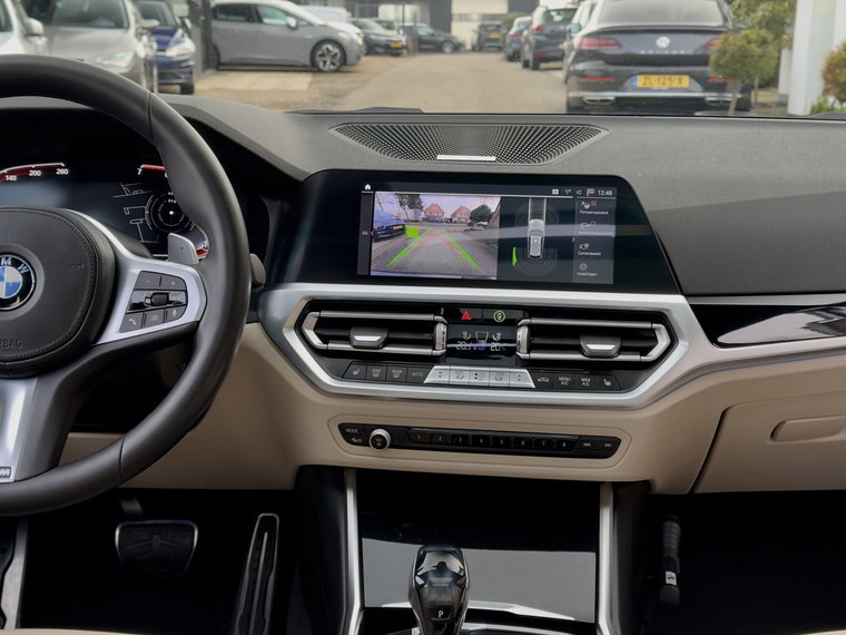 Vehicle Image 40