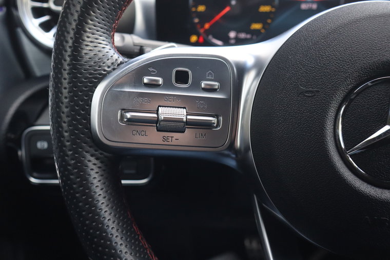 Vehicle Image 27