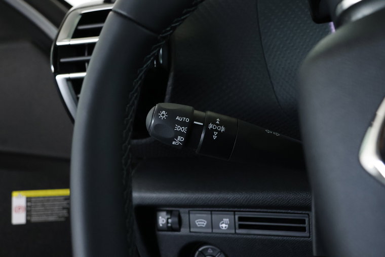 Vehicle Image 24