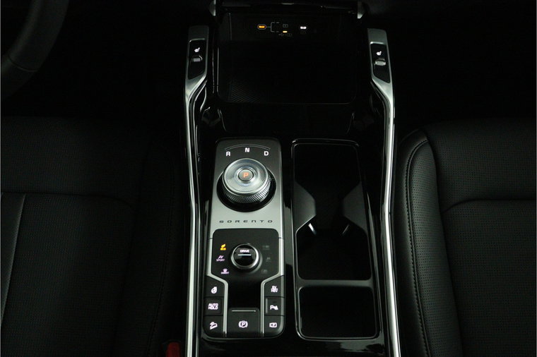 Vehicle Image 28