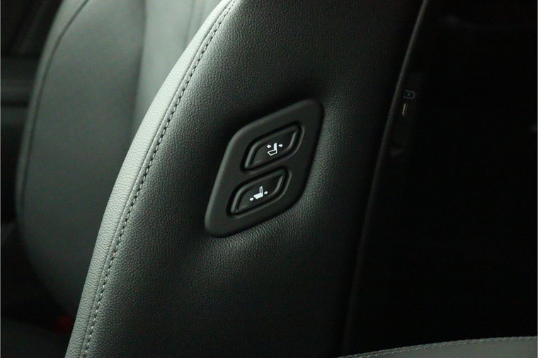 Vehicle Image 47