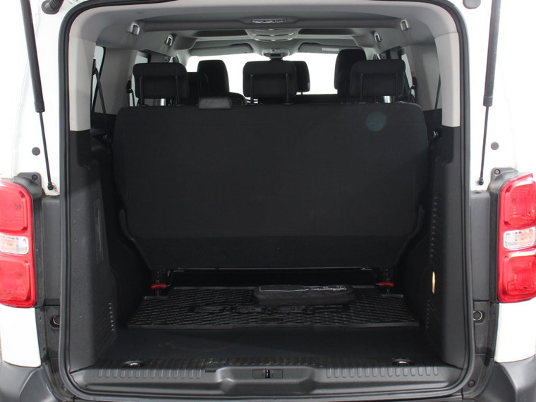 Vehicle Image 37