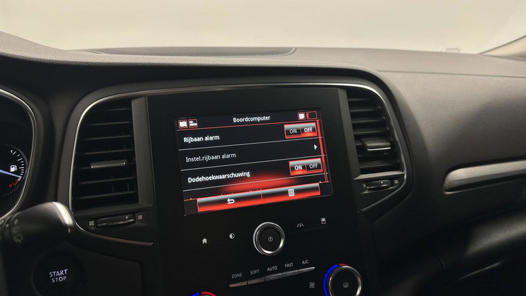 Vehicle Image 38